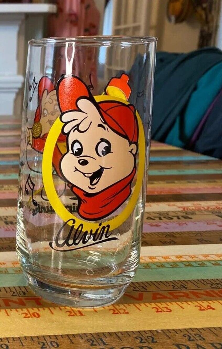 VINTAGE Muppets Jim Henson Alvin Chipmunk Lot of 2 Tall Glasses